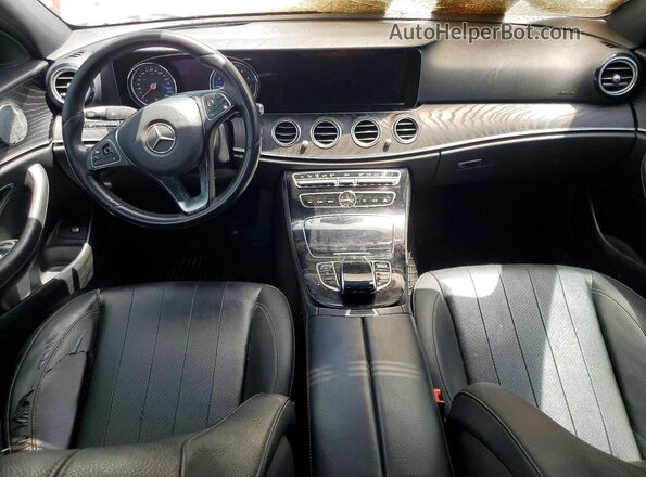 WDDZF4JB8HA172351 2017 MERCEDES-BENZ E Silver Vista del salpicadero
