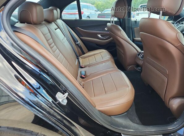 WDDZF4JB9HA069276 2017 MERCEDES-BENZ E Black Vista de los asientos traseros