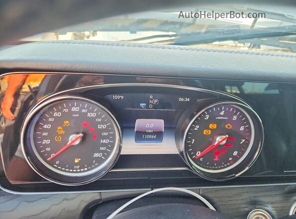 WDDZF4JB9HA205597 2017 MERCEDES-BENZ E Gray ხელსაწყოთა პანელის ხედი
