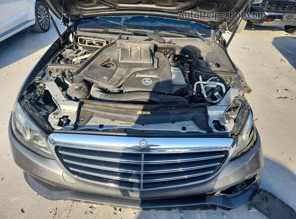 WDDZF4JB9HA205597 2017 MERCEDES-BENZ E Gray უკანა სალონის ხედი
