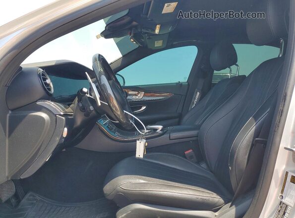 WDDZF4JB9JA354386 2018 MERCEDES-BENZ E Silver წინა სალონის ხედი