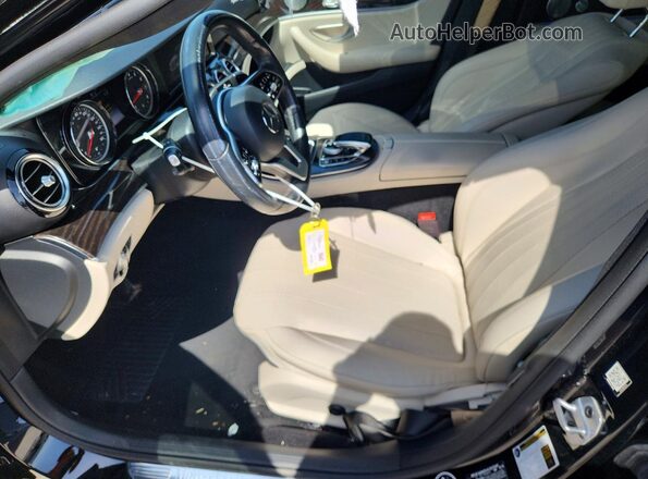WDDZF4JB9KA563953 2019 MERCEDES-BENZ E Black Widok wnętrza z przodu