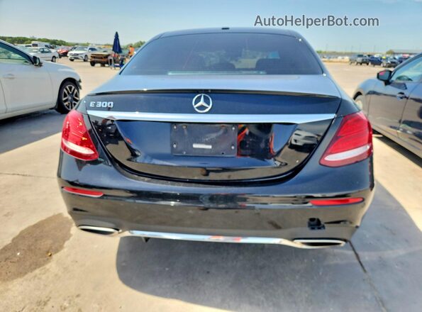 WDDZF4JB9KA563953 2019 MERCEDES-BENZ E Black Widok z tyłu