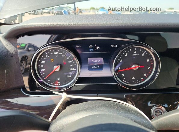WDDZF4JB9KA563953 2019 MERCEDES-BENZ E Black Widok zestawu wskaźników