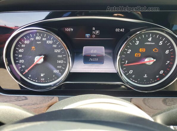 WDDZF4JBXHA090864 2017 MERCEDES-BENZ E Green ხელსაწყოთა პანელის ხედი