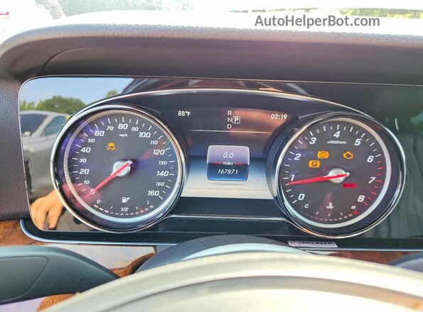 WDDZF4KB1HA085924 2017 MERCEDES-BENZ E Black Widok zestawu wskaźników