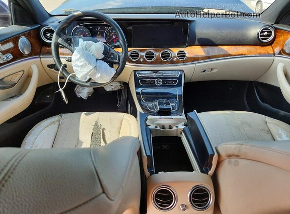WDDZF4KB2HA025098 2017 MERCEDES-BENZ E-CLASS Blue Widok zestawu wskaźników