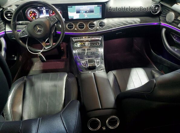 WDDZF4KB2HA147413 2017 MERCEDES-BENZ E Black Vista del salpicadero