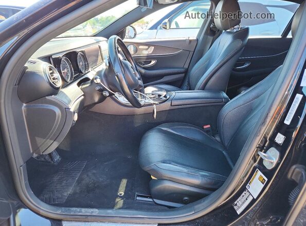 WDDZF4KB2HA218125 2017 MERCEDES-BENZ E Black Вид салону спереду