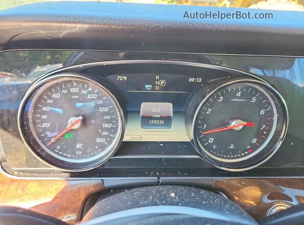 WDDZF4KB2JA371562 2018 MERCEDES-BENZ E Blue Вид щитка приладів