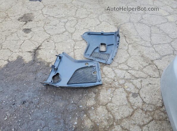 WDDZF4KB2KA518576 2019 MERCEDES-BENZ E Silver Vista del compartimento del motor