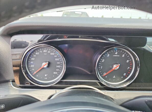 WDDZF4KB3HA161241 2017 MERCEDES-BENZ E Gray Vista del cuadro de instrumentos
