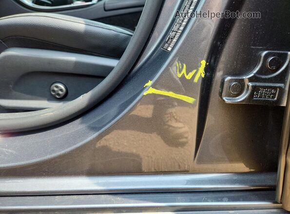 WDDZF4KB3HA161241 2017 MERCEDES-BENZ E Gray Vista del compartimento del motor