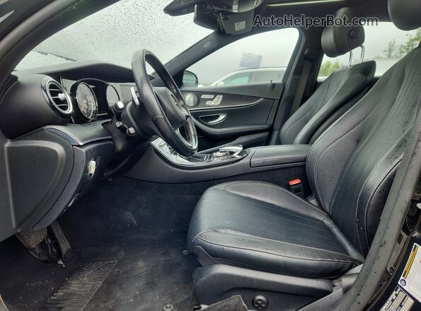 WDDZF4KB4HA077655 2017 MERCEDES-BENZ E Black Vista interior delantera