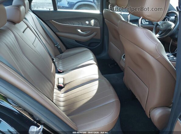 WDDZF4KB4HA080040 2017 MERCEDES-BENZ E-CLASS Black VIN կոդի պիտակի տեսք