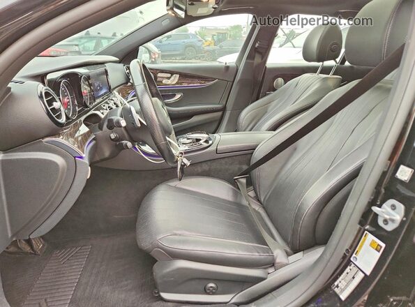WDDZF4KB4JA486079 2018 MERCEDES-BENZ E Черный Вид салона спереди
