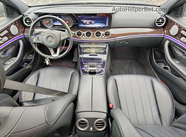 WDDZF4KB4JA486079 2018 MERCEDES-BENZ E Черный Вид панели приборов