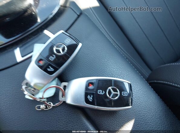 WDDZF4KB6HA168135 2017 MERCEDES-BENZ E-CLASS Black Առջևի վահանակի տեսք
