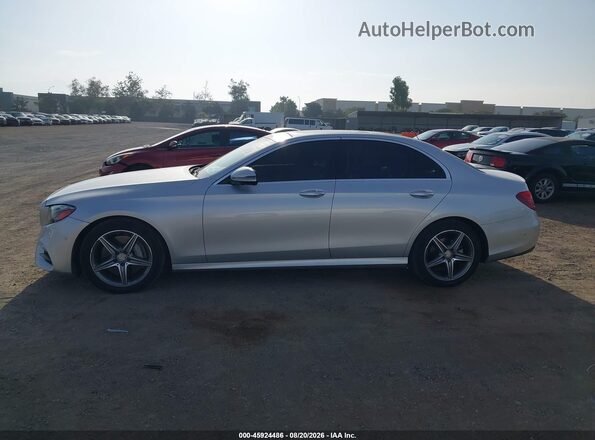 WDDZF4KB6HA170810 2017 MERCEDES-BENZ E-CLASS Silver Widok wnętrza 360 stopni