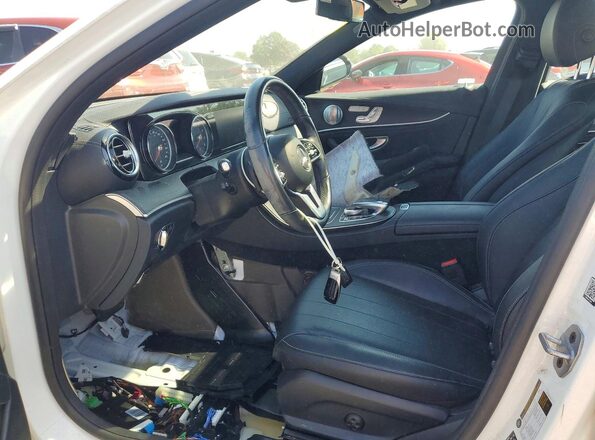 WDDZF4KB6KA552908 2019 MERCEDES-BENZ E White Front interior view