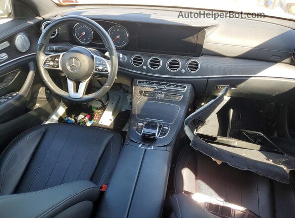 WDDZF4KB6KA552908 2019 MERCEDES-BENZ E White Dashboard view
