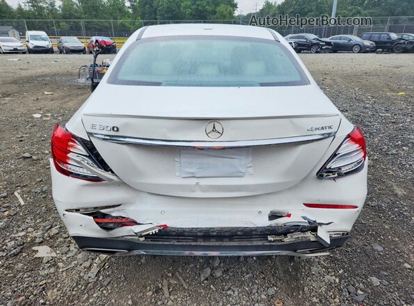 WDDZF4KB7HA050157 2017 MERCEDES-BENZ E White Вид ззаду