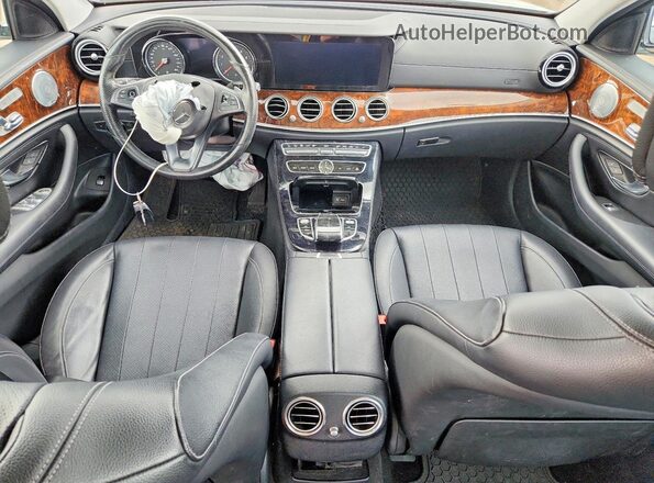 WDDZF4KB8HA064763 2017 MERCEDES-BENZ E Silver წინა პანელის ხედი