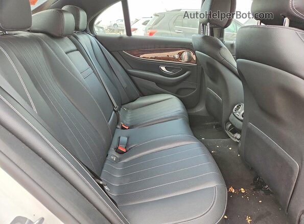 WDDZF4KB8HA150364 2017 MERCEDES-BENZ E White Vista de los asientos traseros