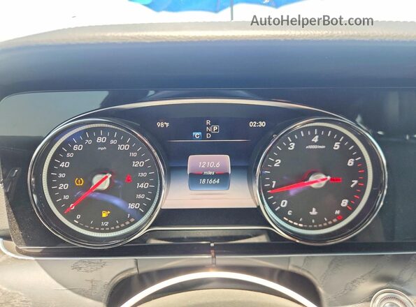 WDDZF4KB8HA199404 2017 MERCEDES-BENZ E Серебряный Вид щитка приборов