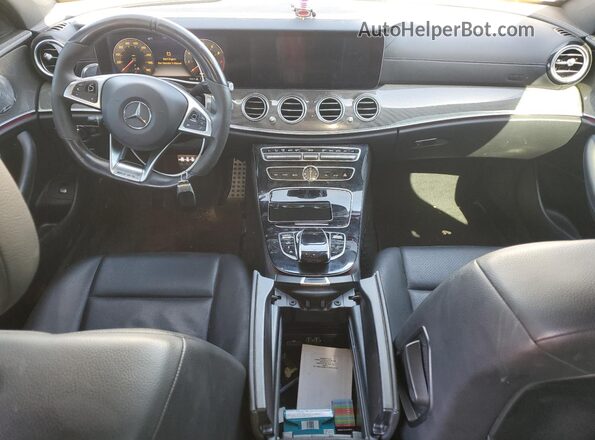 WDDZF6EB9HA175684 2017 MERCEDES-BENZ E Silver Vista del salpicadero