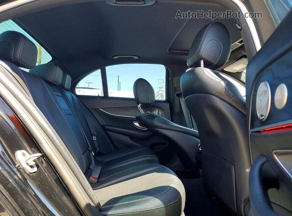 WDDZF6JB3KA520284 2019 MERCEDES-BENZ E Black Widok tylnych siedzeń