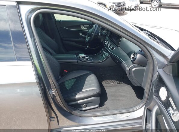 WDDZF6JB4KA499039 2019 MERCEDES-BENZ E-CLASS Gray Widok wnętrza z przodu