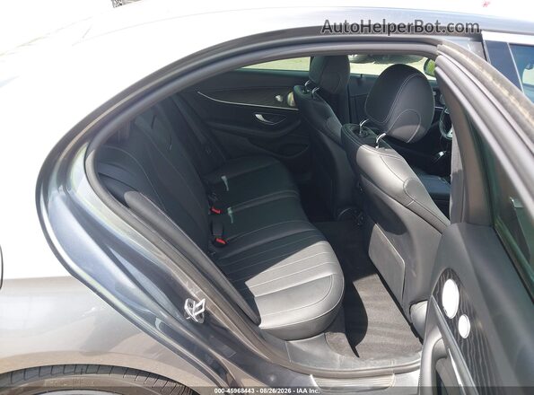 WDDZF6JB4KA499039 2019 MERCEDES-BENZ E-CLASS Gray Widok naklejki z numerem VIN