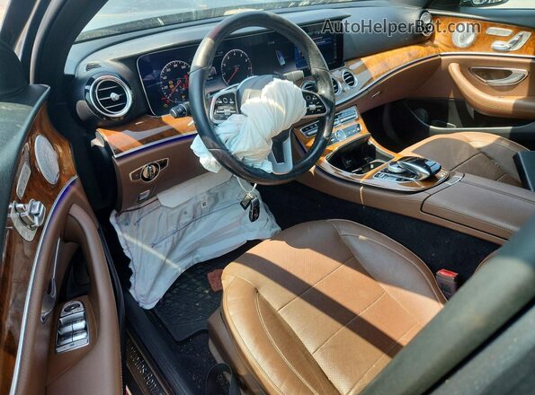 WDDZF8EB2LA701092 2020 MERCEDES-BENZ E Gray Вид панелі приладів