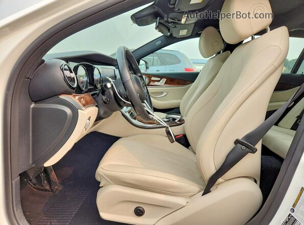 WDDZH6JB1KA624914 2019 MERCEDES-BENZ E White Вид салону спереду