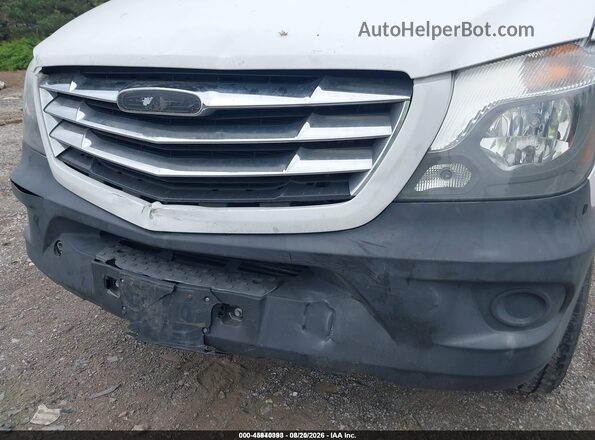 WDYPE7CD7HP573928 2017 FREIGHTLINER SPRINTER 2500 White Widok z przodu