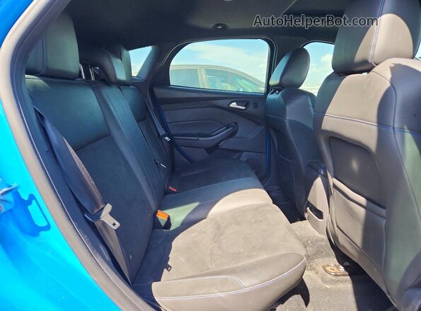 WF0DP3TH6H4122654 2017 FORD FOCUS Blue Rear seats view