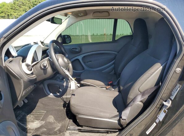 WMEFJ5DA2GK056643 2016 SMART FORTWO Black წინა სალონის ხედი