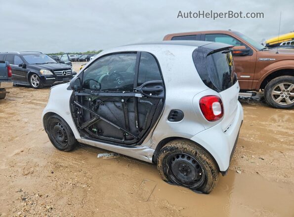 WMEFJ5DA7GK142420 2016 SMART FORTWO White Trasero izquierdo