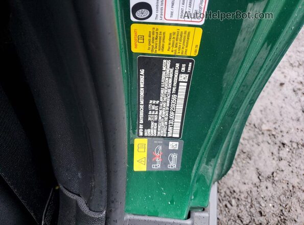 WMW13DJ09P2S93569 2023 MINI COOPER Green Vista del compartimento del motor