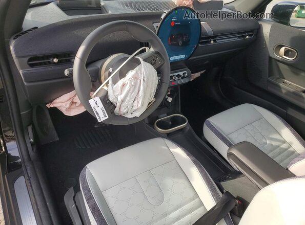 WMW13GX03S2X39863 2025 MINI COOPER Black Առջևի վահանակի տեսք