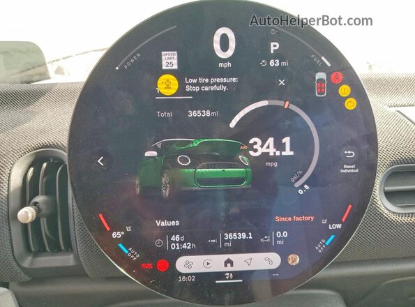 WMW23GD02S2W33784 2025 MINI COOPER Green Instrument cluster view