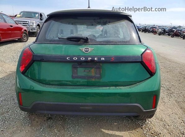 WMW23GD02S2W33784 2025 MINI COOPER Green Rear view
