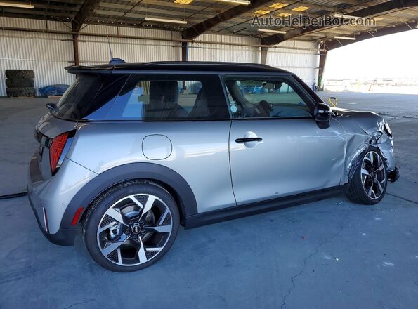 WMW23GD0XS2X03158 2025 MINI COOPER Silver Rear view