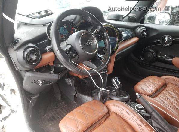 WMW33DH07P2S79135 2023 MINI COOPER White Dashboard view