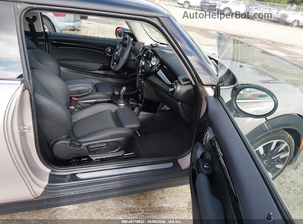 WMW53DH02R2U69081 2024 MINI HARDTOP Gray Vista interior delantera