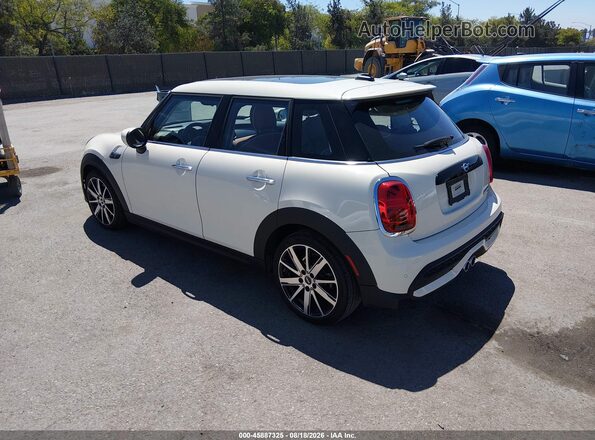 WMW53DK00N2R61174 2022 MINI HARDTOP Cream Rear left