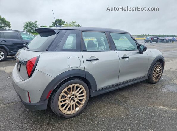 WMW53GD00T2Y09178 2026 MINI COOPER Silver Trasero derecho