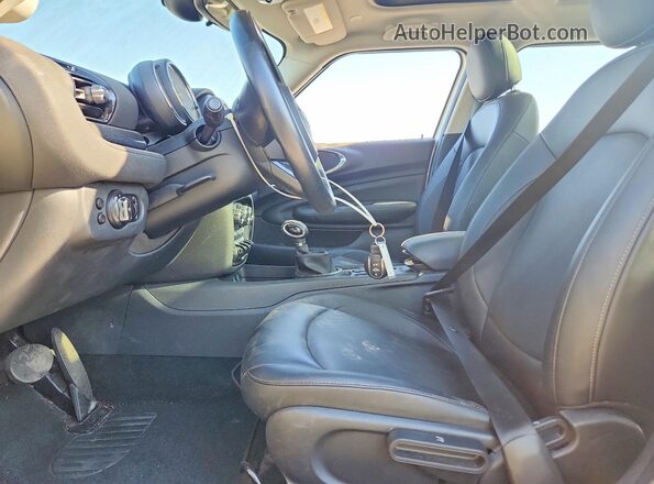 WMWLN5C55H2E32909 2017 MINI COOPER Cream Front interior view