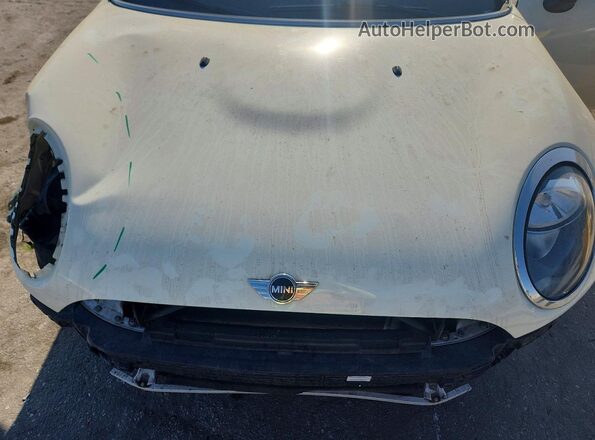 WMWLN5C55H2E32909 2017 MINI COOPER Cream Rear interior view